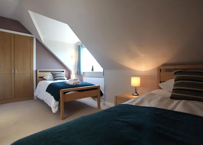 Hilltop, Spacious With Incredible Views Ferienhaus *